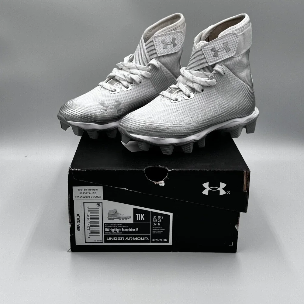 Under Armour Boys' Highlight Franchise Jr, White (102)/Metallic Silver, 11K M US